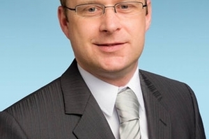  Jörg Schneider bei BerlinerLuft. Komponenten und Systemtechnik GmbH (BLKS)  