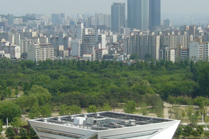  Das „Energy Dream Center“ in Seoul wurde als Nullenergiegeb äude realisiert 