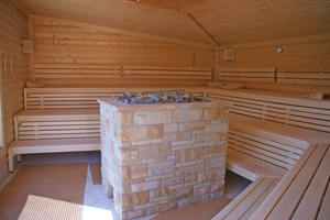  Die Saunazone mit den Wellness- und Ruhebereichen kann als unabhängige Einheit oder zusammen mit dem Badebereich genutzt werden 
