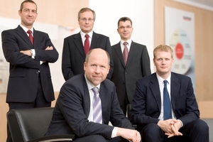  Die neue Führungsmannschaft (obere Reihe v.l.n.r.): Ulrich Fischer, Dr. Rolf Weber und Peter Metz sowie Hans-Lothar Schäfer (unten links) und Steffen Bätjer (unten rechts) 