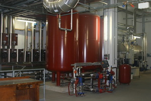  Vollautomatische Wasseraufbereitung durch das Wasserservicemodul „WSM-V“ hinten rechts  