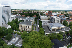  Am Beispiel des innerstädtischen Campus der TU Braunschweig wurden im Forschungspro-jekt „EnEff Campus:blueMAP TU Braunschweig“ beispielhaft Planungs- und Optimierungs-methoden zur Verbesserung der Energieeffizienz von Stadtquartieren entwickelt und erpro 