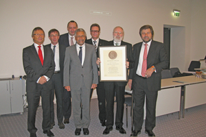  Günther Mertz (Hauptgeschäftsführer des BTGA); Nikolaus Daume, Hermann Sperber, Karl-Walter Schuster, Manfred Schmitz, (BTGA Vizepräsidenten); Prof. Dr. Florian Festl, Geschäftsführer ITGA Bayern, Sachsen und Thüringen, und Josef Oswald, Präsident des BTG 