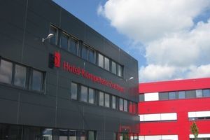  Am 24. Januar 2012 wurde das Hotelkompetenzzentrum in Oberschleißheim eröffnet 