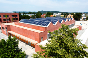  Luftaufnahmen der PV-Anlage Turnhalle 