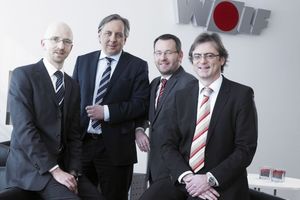  Gerdewan Jacobs (Technik), Bernhard Steppe (Sprecher der Geschäftsleitung), Rudolf Meinl (Controlling) und Christian Amann (Werk und IT) 