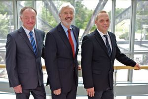  Dr. Peter Seibt, Dr. Erwin Knapek und Dr. Thomas Kölbel (von links) bilden den Vorstand des deutsch-schweizerischen Unternehmensverbandes Wirtschaftsforum Geothermie e.V. 