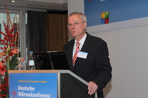  Andreas Lücke, BDH-Geschäftsführer, Gastgeber und Moderator der Wärmekonferenz 