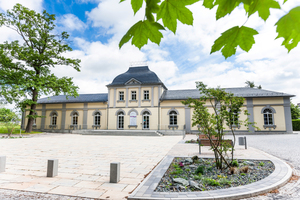  Das ehemalige Reußische Amtshaus in Schleiz blickt auf eine bewegte Geschichte zurück. Nach der umfassenden Sanierung dient es als neue Stadtbibliothek. 