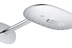  Grohe bietet für sein „Rainshower“-Duschsystem eine Bedienung mit „SmartControl“-Druckknopf-Technologie.  