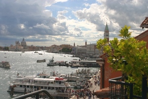  Zwischen Dogana und Dogenpalast in Venedig 