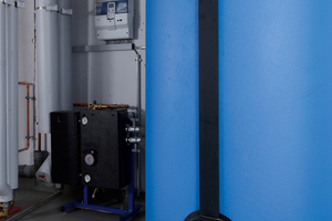  Das Speicherladesystem „LSP5“ in Kombination mit einem Warmwasserspeicher „Logalux SF“ mit 1000 l Inhalt bietet hohen Warmwasserkomfort.  