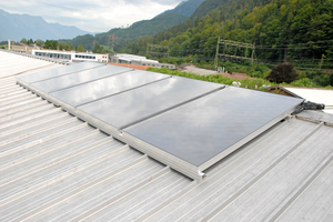  Die Wärme der 20 m² großen Solaranlage wird über eine spezielle Solarstation in die Schichtspeicher eingekoppelt. 