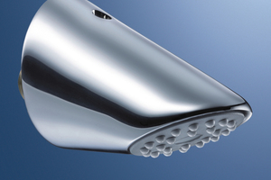  Der Duschkopf „Comfort“ ist mit Wasserspar-Technologie sowie einer pflegeleichten Sprayplatte ausgestattet 