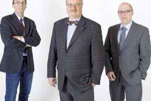  Führungsmannschaft der tekmar Regelsysteme (v.l.n.r.): Frank Hemmer (Betriebsleiter), Dr. Eberhard Fries (Geschäftsführer), Thomas Beye (Vertriebsleiter) 