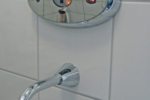  Die „Rada Sense“-Armatur im Hausmeisterraum der Turnhalle verspricht hohen Bedienkomfort sowie eine optimale Hygiene  