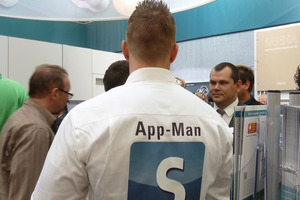  Der Sanha App-Man präsentierte die neue App auf der IFH/Intherm 