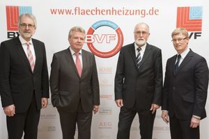  Der BVF-Vorstand mit Heinz-Eckard Beele, 1. Vorsitzender Ulrich Stahl, Geschäftsführer Joachim Plate und Michael Muerköster (v.l.n.r.) begleiteten die Siegelvergabe 
