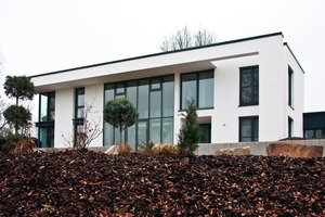  Das moderne Einfamilienhaus liegt idyllisch am Ortsrand in Oberviechtach im Naturpark Oberpfälzer Wald 