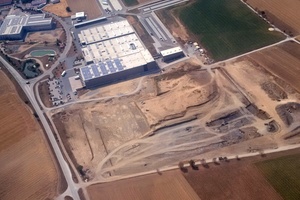  Bis Ende 2016 soll der Neubau des Versandszentrums fertiggestellt werden und in Betrieb gehen. 