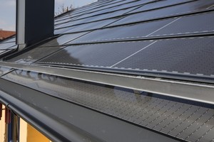  Mit „cocuPV“ lässt sich eine geschlossene Dachfläche mit integrierter Photovoltaik erstellen 
