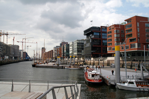  Zum BeispielDie HafenCity Hamburg wird nahezu komplett mit Fernwärme versorgt. 