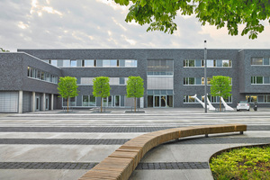  Die neue Unternehmenszentrale der pbr Planungsbüro Rohling AG ... ... und der Festo-Standort in Scharnhausen erhielten DGBN-„Platin“. 