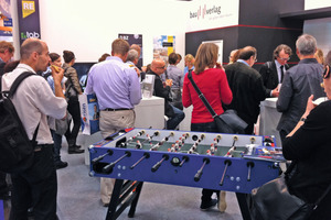  Der Stand des Bauverlags auf der Intersolar 2012 