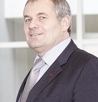  Dr. Bernhard Müller 