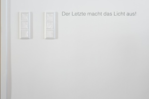  Mit einem Tastendruck lässt sich im gesamten Office das Licht löschen, eingesetzt wurde das Gira-Schalterprogramm Standard 55. 