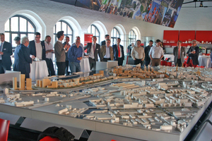  Die Veranstaltung in Hamburg wurde durch einen Vortrag zur Entwicklung der HafenCity abgerundet. 
