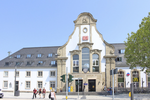  Der Marburger Hauptbahnhof erhielt die Auszeichnung „Bahnhof des Jahres 2015“.  