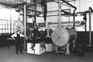  Aufnahme der ersten Turbokältemaschine  