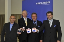  Die Preisträger des Hekatron Partnerpreises (von links):
Harald Dams, Securitas Sicherheitstechnik GmbH, Helmut Geiler, Hekatron Vertriebs GmbH, Herbert Schaak, FKR Regeltechnik KG, und Stefan Böckmann, EPI Gmbh 