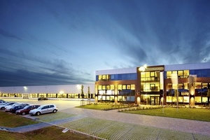  Die Sonnenstromfabrik ist das Solarmodulwerk der CS Wismar GmbH.  