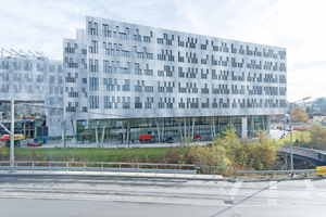  Der Med Campus Graz: Das erste Modul in seiner charakteristischen Bauweise wird bis 2017 fertig­gestellt. 