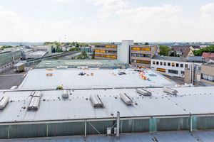  Die Halle der Vaillant Expo befindet sich mitten auf dem Firmengelände in Remscheid. 