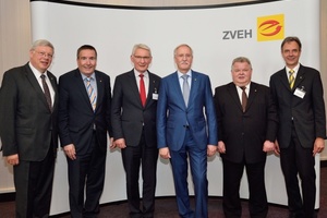  Christoph Hansen, Thomas Bürkle, Karl-Heinz Bertram, Präsident Lothar Hellmann, Dr. Gerd Böhme und Hans Auracher. 