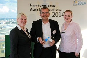  Freuen sich über die Auszeichnung (v.l.n.r.): Jana Seifert, Rolf Möhring und Christiane Claus von der Stulz GmbH 