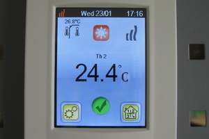  Uhrenthermostat „TempCo Touch“ von Purmo  