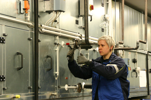  Anlagenmechanikerin in der Ausbildung 