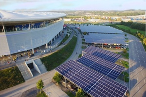  Die TSG hat etwa 10.000 m2Arena-Parkfläche mit 4025 Solarzellen ausstatten lassen.  