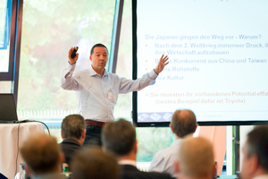  Mario Witter, Regionalleiter Ost bei Saia Burgess, bei seinem Vortrag in Fürth<br /> 