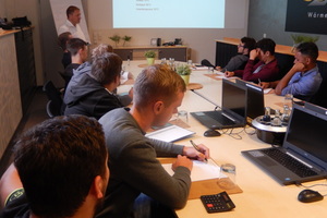  Studenten der HTW Dresden bei der Firma Sunline 