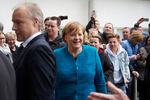  Bundeskanzlerin Dr. Angela Merkel besuchte den Unternehmenssitz von Viessmann anlässlich der Einweihung des Technikums. 