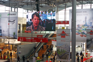  Bundesbauministerin Barbara Hendricks besuchte die Messe.  