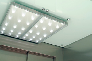  Besonders sparsame LEDs gehören mittlerweile zum Standardrepertoire nachhaltiger Aufzugstechnik. 
