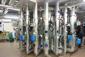  Die Zortström-Zentralen sorgen für eine störungsfreie Zusammenführung und Verteilung des Heiz-und Kühlwassers in den verschiedenen Temperaturstufen. 