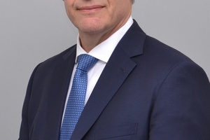  Heinz-Werner Schmidt (54 Jahre) übernimmt zum 1. Juni 2016 bei Uponor die Verantwortung als Vice President Sales und Marketing Building Solutions für Deutschland, Österreich und die Schweiz. 
