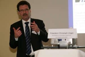 Der Präsident des Bundesamtes für Bevölkerungsschutz und Katastrophenhilfe, Christoph Unger auf dem VfS-Jahreskongress 2012 